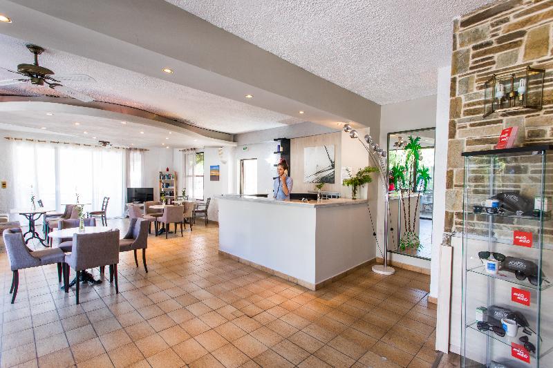 酒店 Potidea Golden Beach