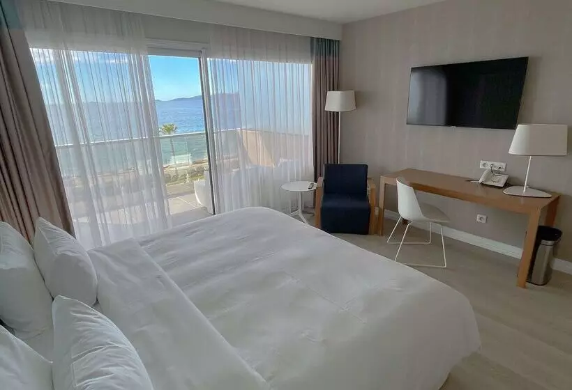 هتل Radisson Blu Resort & Spa, Ajaccio Bay