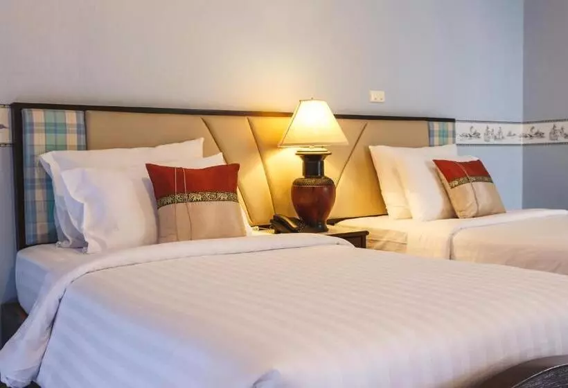 هتل Surin Majestic