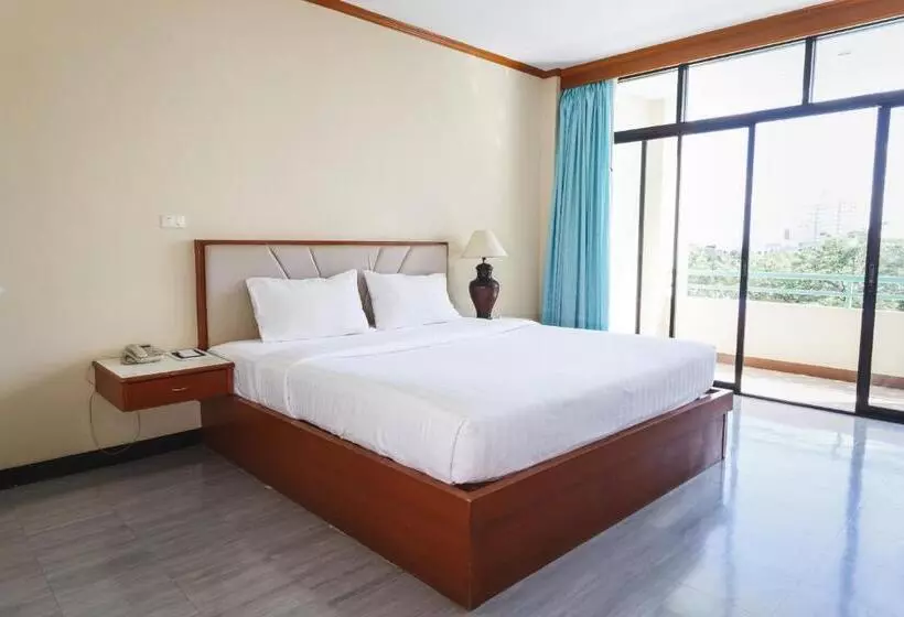 هتل Surin Majestic