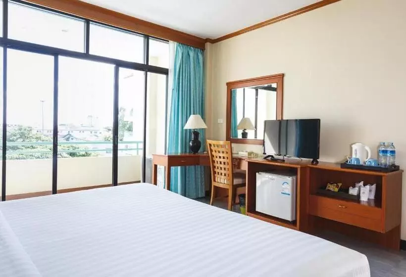 هتل Surin Majestic