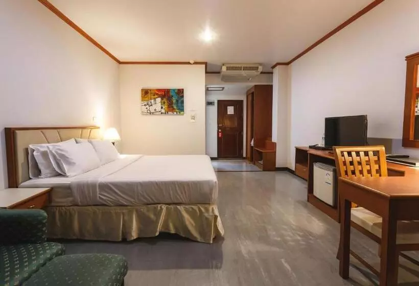 هتل Surin Majestic