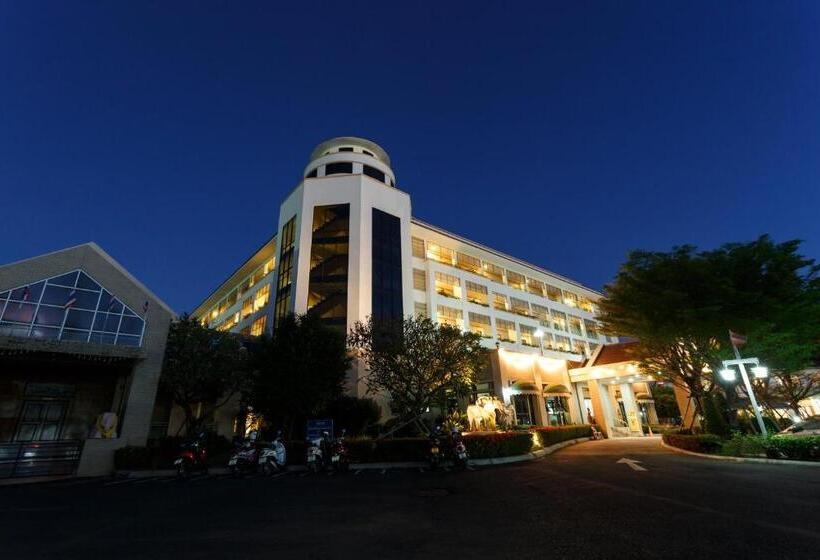 酒店 Surin Majestic