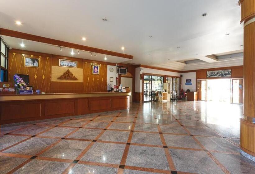 酒店 Surin Majestic