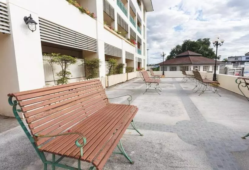 هتل Surin Majestic