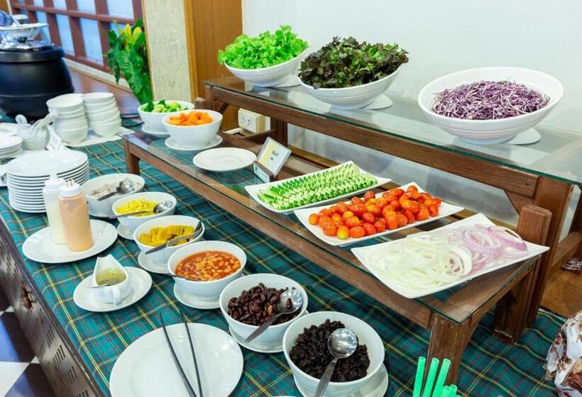 酒店 Surin Majestic