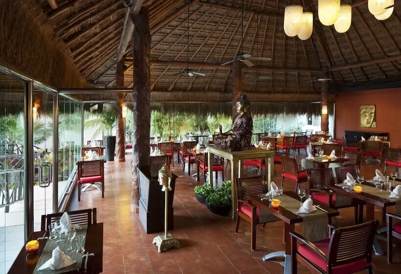 Lomakeskus El Dorado Casitas Royale - All & More Inclusive - Adults Only