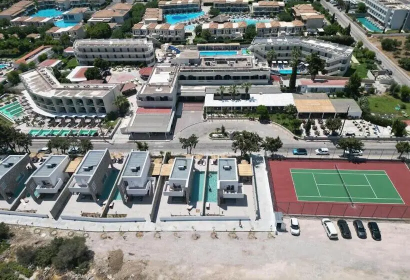 Delfinia Resort   All Inclusive