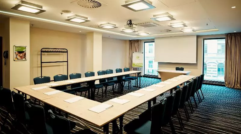 ホテル Holiday Inn łódź, An Ihg