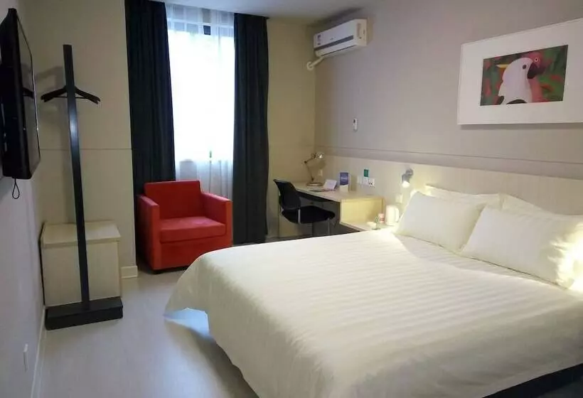 Otel Jinjiang Inn East Shanghai New International Exhibition Ctr