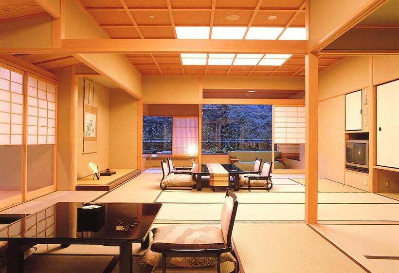 فندق Kotohira Onsen Kotosankaku