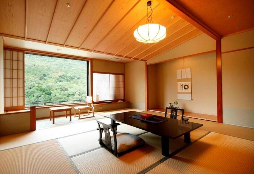 فندق Kotohira Onsen Kotosankaku