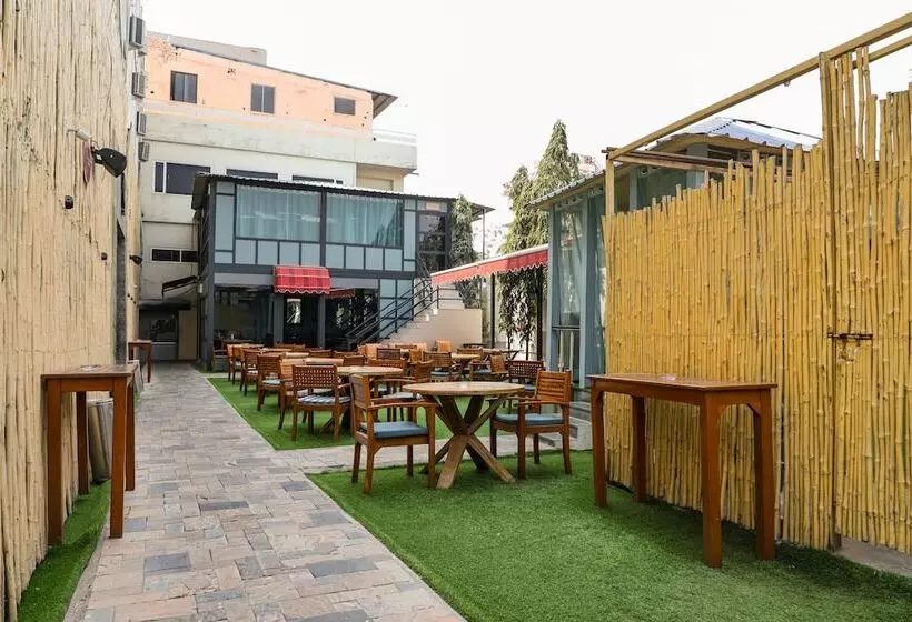 هتل Shikha Jaipur City Centre