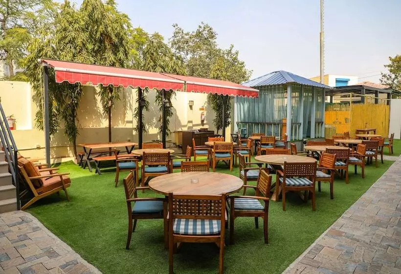 هتل Shikha Jaipur City Centre