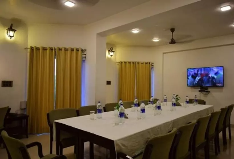 هتل Shikha Jaipur City Centre