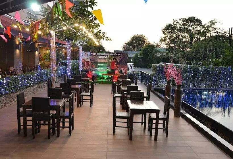 Отель Grand Tara Garden Thai
