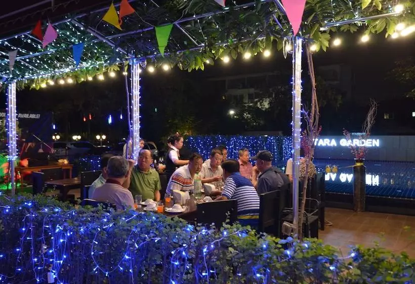 Отель Grand Tara Garden Thai