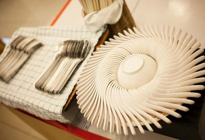 هتل Grand Tara Garden Thai