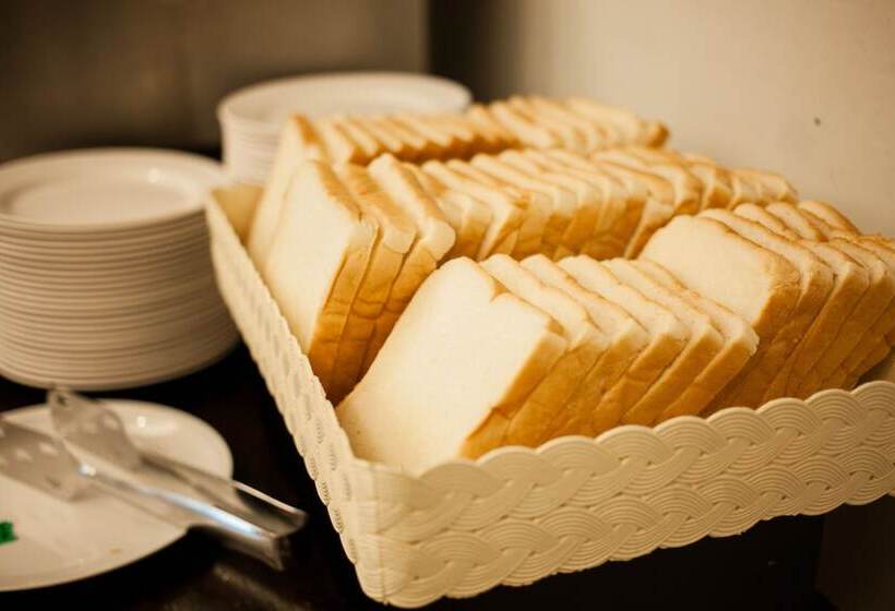 هتل Grand Tara Garden Thai