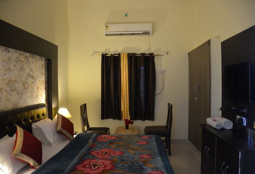 Отель Tiger Haveli