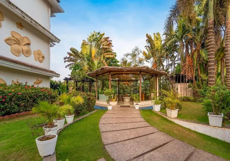 Hotel White Pearl Suites