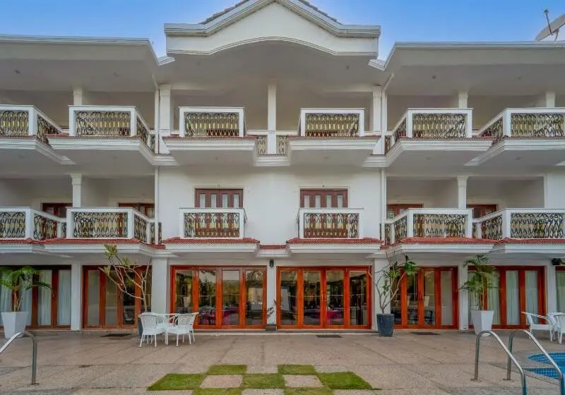 Hotel White Pearl Suites