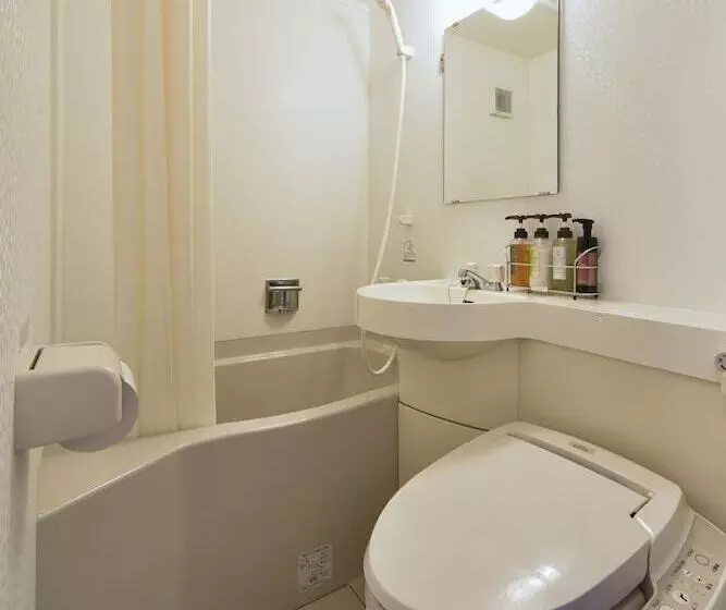 Otel Yokohama Heiwa Plaza