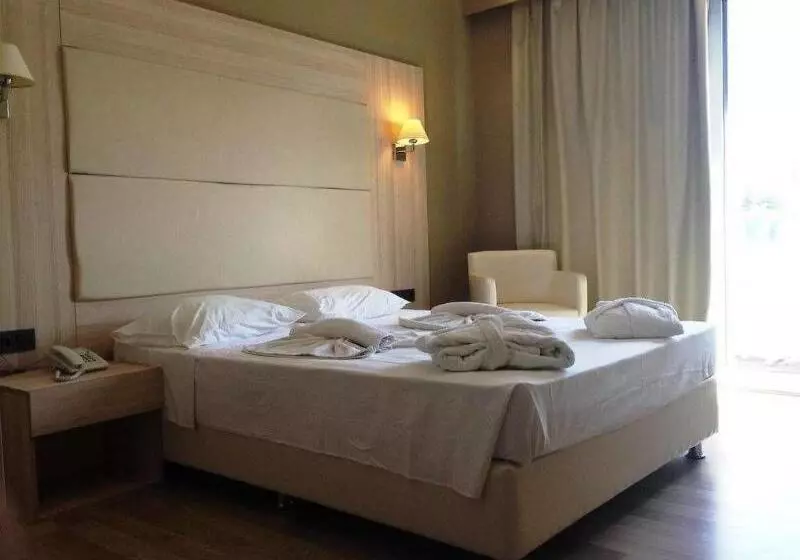 Delfinia Resort All Inclusive