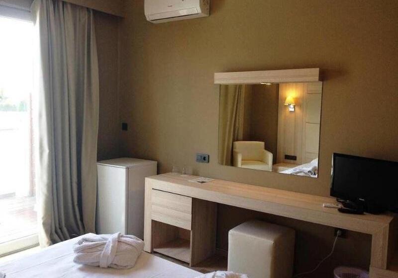 Delfinia Resort   All Inclusive