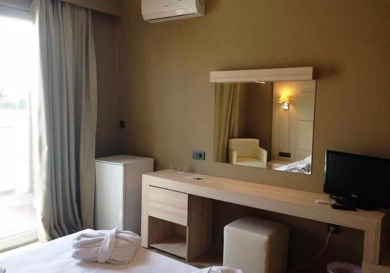 Delfinia Resort All Inclusive