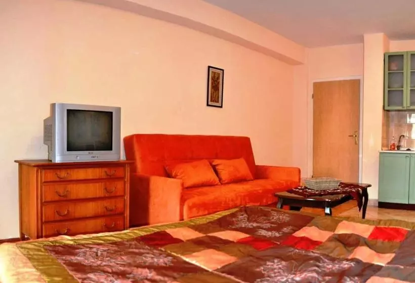 Hotel Anastasia Homestay