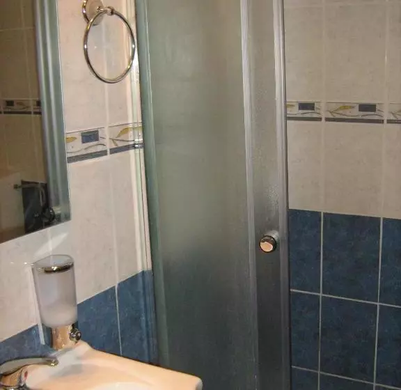 Hotel Anastasia Homestay