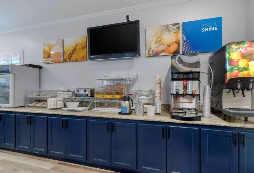 هتل Comfort Inn Carmel By The Sea