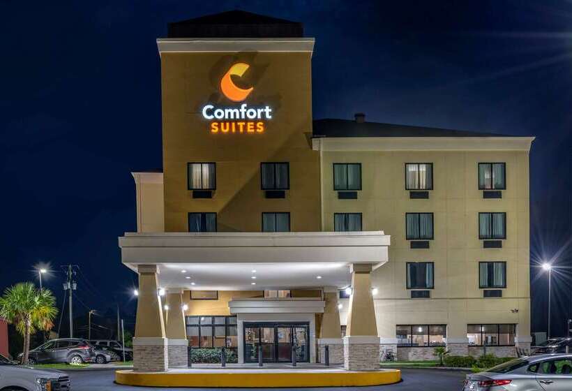فندق Comfort Suites