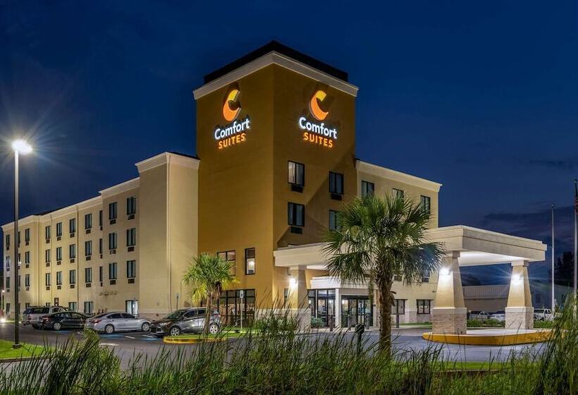 فندق Comfort Suites
