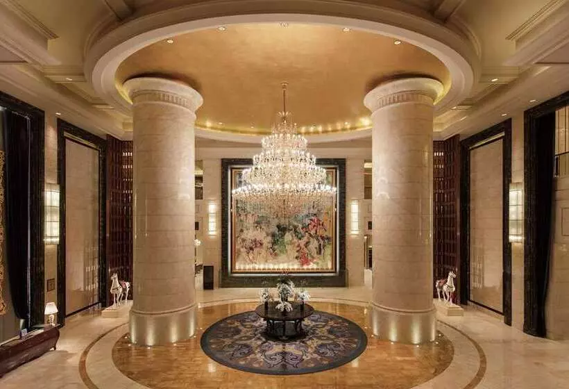 Отель Conrad Dalian