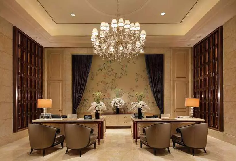 Отель Conrad Dalian