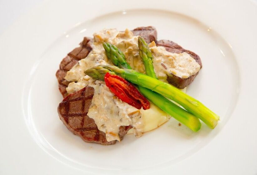 هتل Diplomat Club