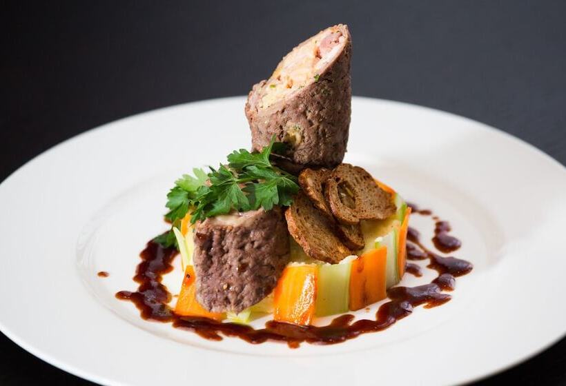 هتل Diplomat Club