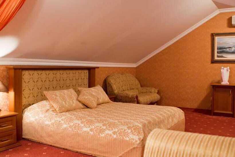 هتل Diplomat Club