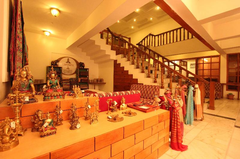 Hotel Golden Tulip Manali