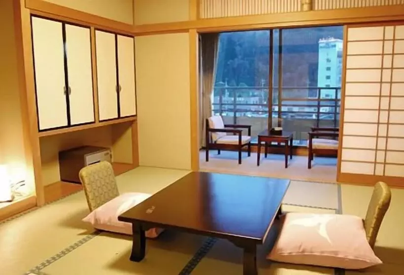 ホテル Hananoyado Nishikien