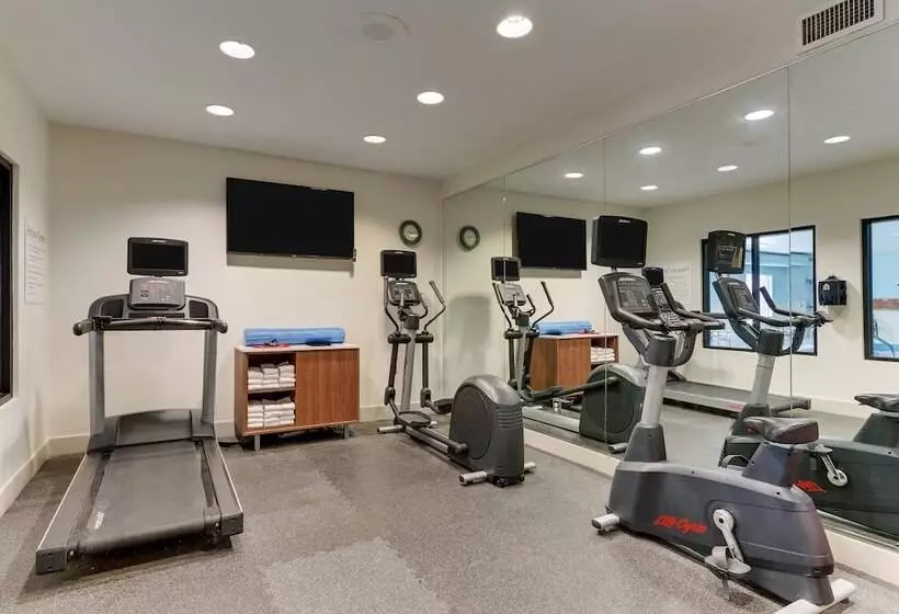 Holiday Inn Express Hotel & Suites Dayton Centerville, An Ihg