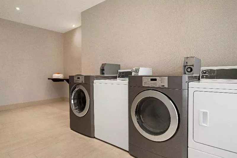 Holiday Inn Express Hotel & Suites Durant, An Ihg