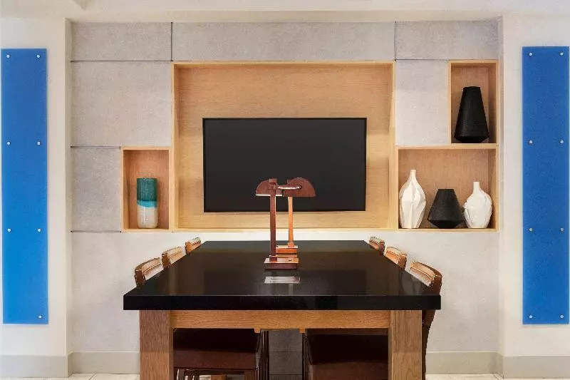 Holiday Inn Express Hotel & Suites Durant, An Ihg