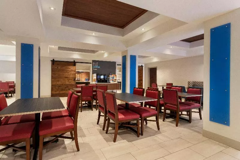 Holiday Inn Express Hotel & Suites Durant, An Ihg