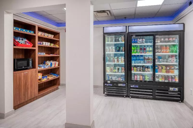 Holiday Inn Express Hotel & Suites Greenville, An Ihg