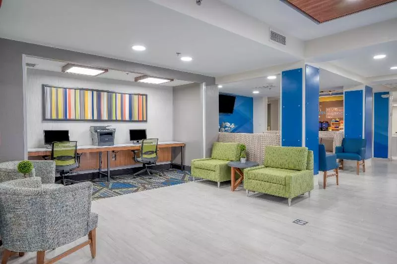 Holiday Inn Express Hotel & Suites Greenville, An Ihg