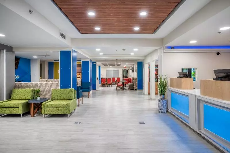 Holiday Inn Express Hotel & Suites Greenville, An Ihg