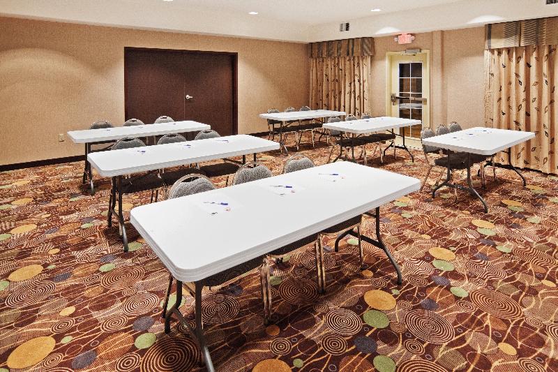 Holiday Inn Express Hotel & Suites Okmulgee By Ihg